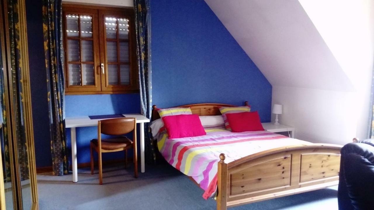 Le Cedre Bleu Bed & Breakfast Dainville Exterior photo